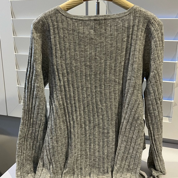 Muche Muchette Beautiful Women’s lightweight Spring/Summer Sweater - Picture 3 of 6